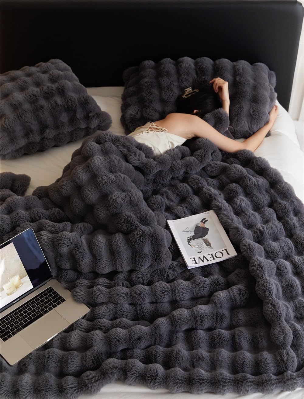 Ponitrack Chunky Knit Blanket Knitted Throw Blankets Couch Blanket Warm Blanket Big Blanket Chenille Throw (Black,51in*60in*)